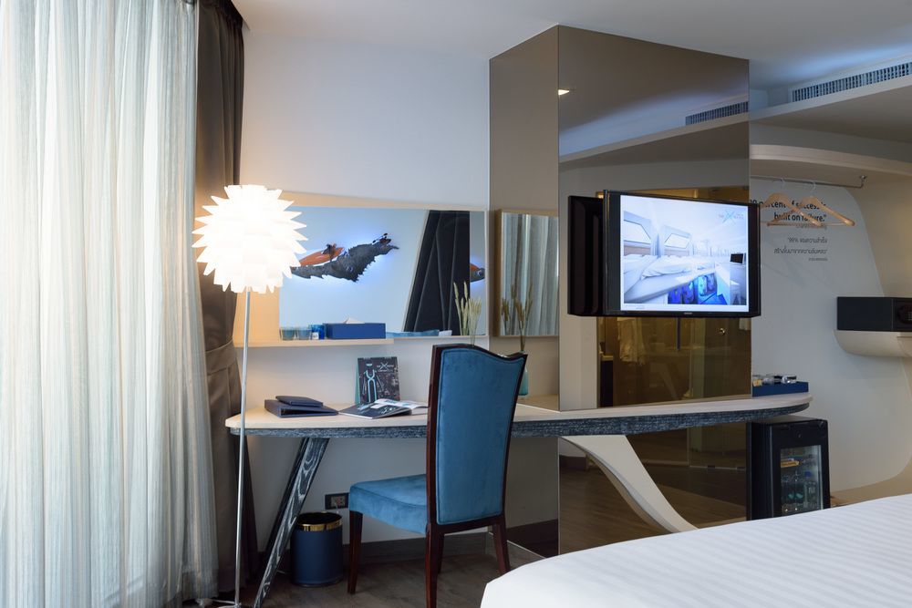 The Xtreme Suites Bangkok Extérieur photo